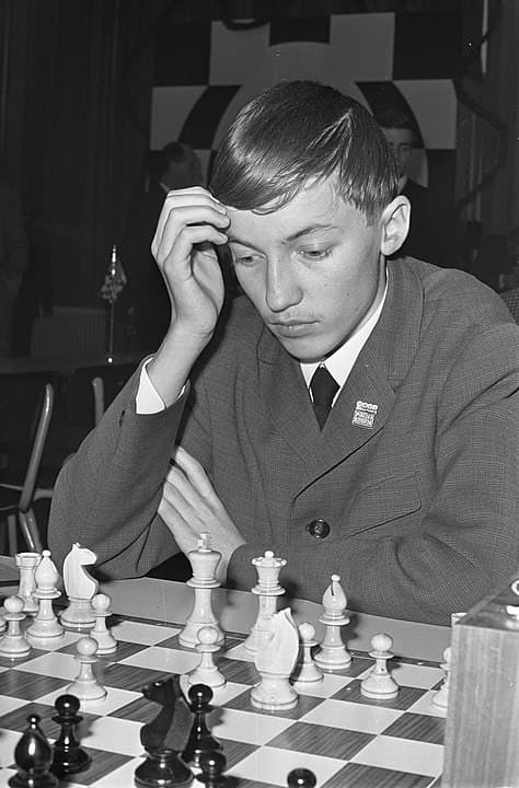 Anatoly Karpov, un grand maître d’échec passionné de philatélie